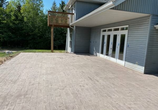 stamped-barnboard-patio-port-elgin-2